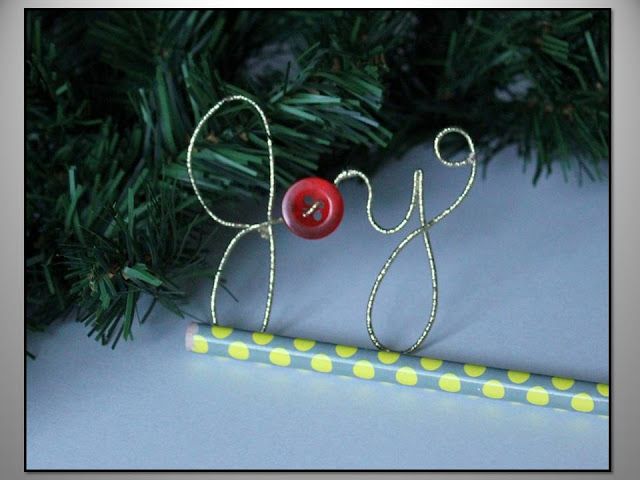 6 Wire Ornaments